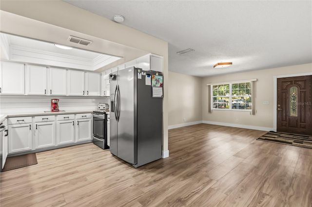 9909 JACARANDA AVENUE, Clermont, FL 34711