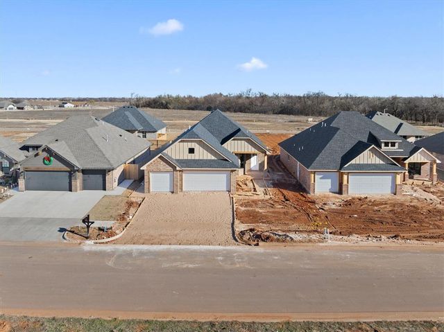 5104 Misty Wood Lane, Mustang, OK 73064