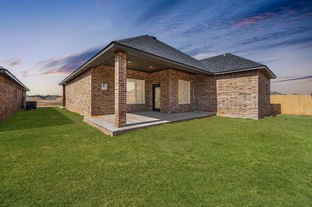 5104 Misty Wood Lane, Mustang, OK 73064