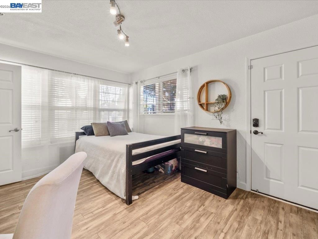 Image 20 of property listing at 700 Fargo 1, San Leandro, CA 94579