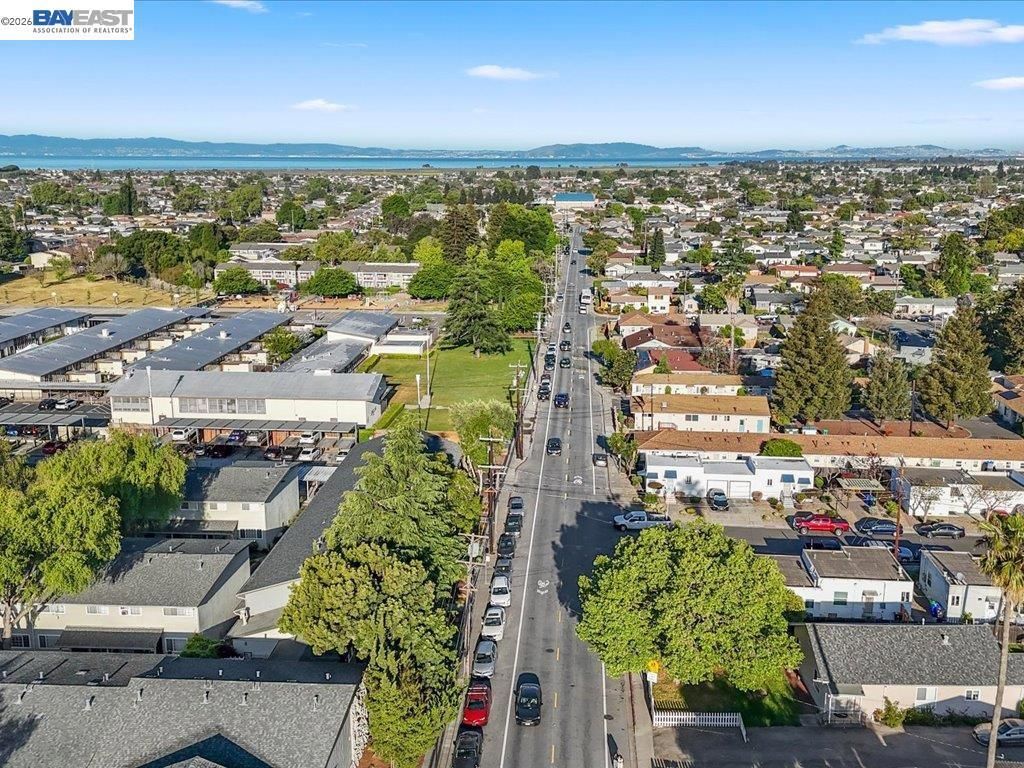 Image 28 of property listing at 700 Fargo 1, San Leandro, CA 94579