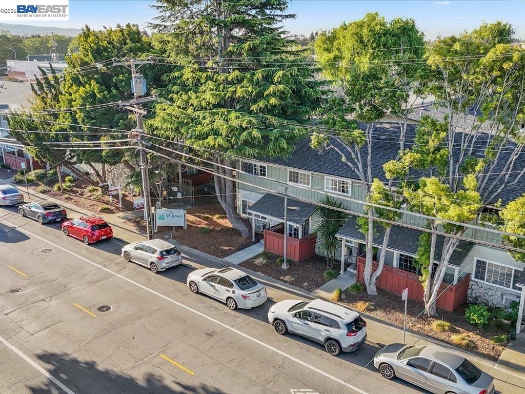 Image 32 of property listing at 700 Fargo 1, San Leandro, CA 94579