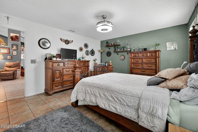 994 Sweetbrier Drive, Deltona, FL 32725