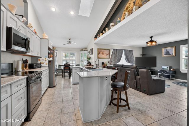 994 Sweetbrier Drive, Deltona, FL 32725