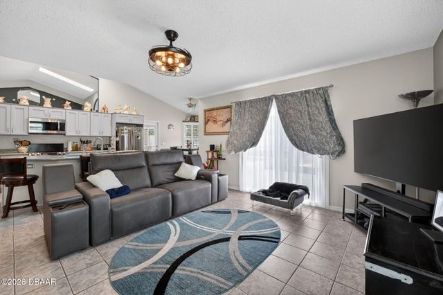 994 Sweetbrier Drive, Deltona, FL 32725