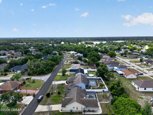 994 Sweetbrier Drive, Deltona, FL 32725