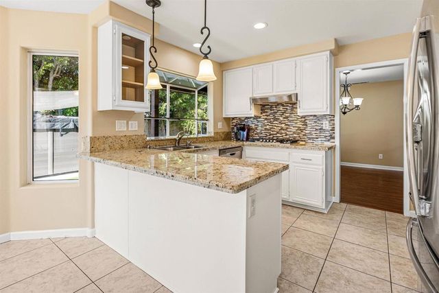 1924 Sagewood, Oceanside, CA 92056