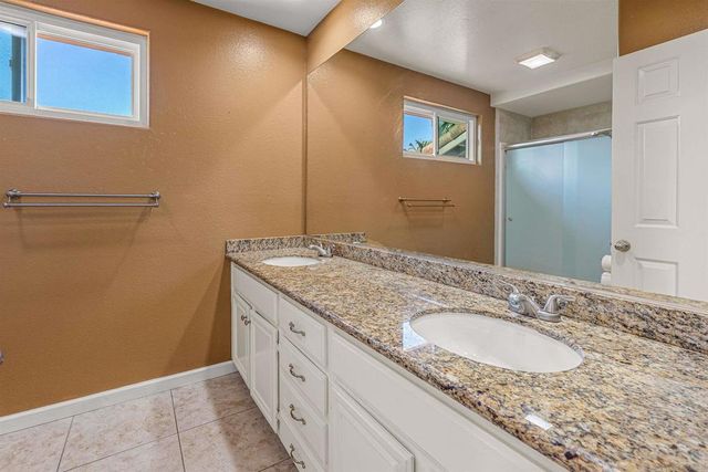 1924 Sagewood, Oceanside, CA 92056