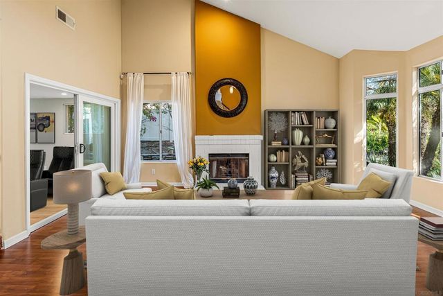 1924 Sagewood, Oceanside, CA 92056