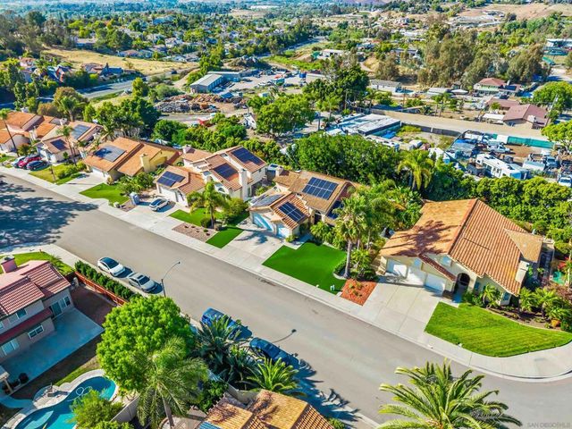 1924 Sagewood, Oceanside, CA 92056