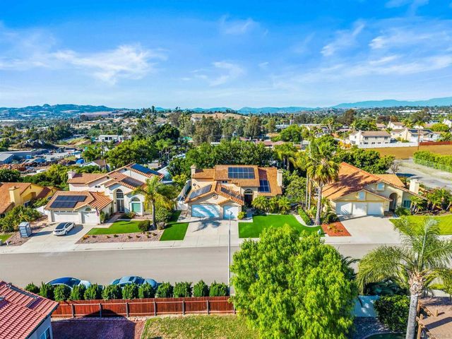 1924 Sagewood, Oceanside, CA 92056
