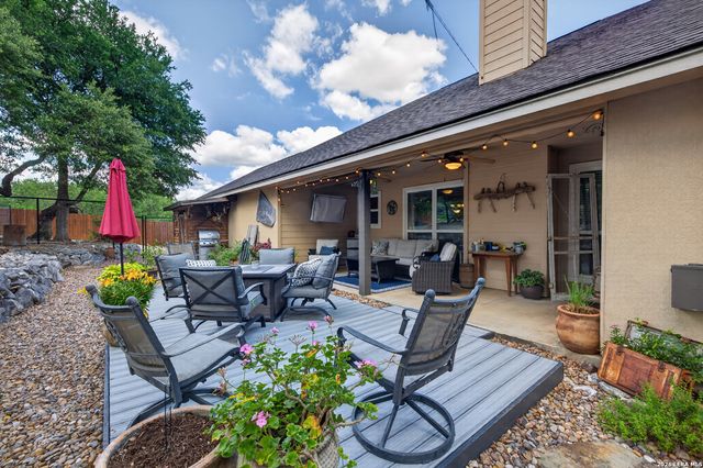659 WINDING VW, New Braunfels, TX 78132