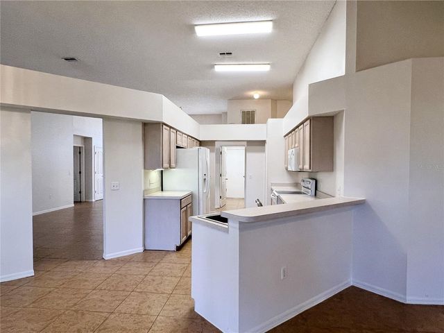 9007 WESTBAY BOULEVARD, Tampa, FL 33615