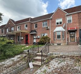 14449 75th Avenue, Flushing, NY 11367