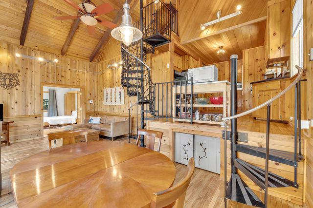 53560 Country Club Drive, Idyllwild, CA 92549