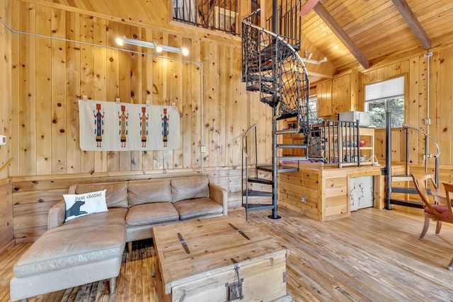 53560 Country Club Drive, Idyllwild, CA 92549