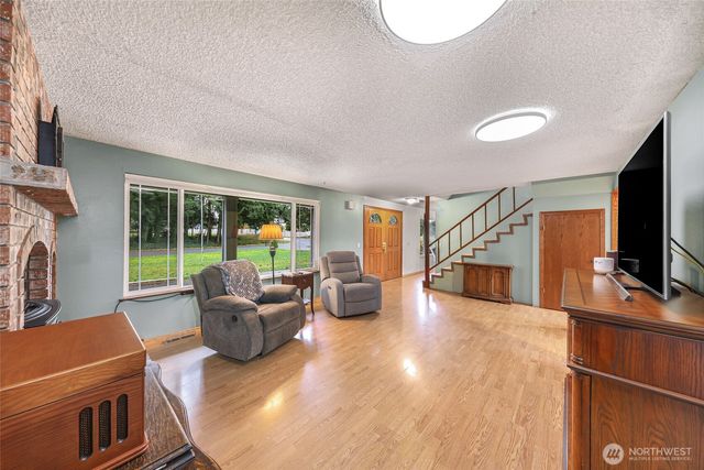 1684 Brookwood Drive, Ferndale, WA 98248