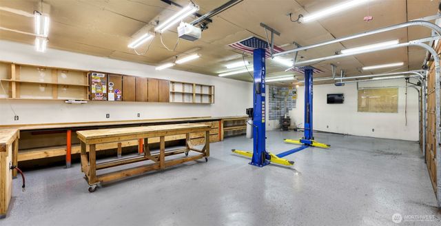 1684 Brookwood Drive, Ferndale, WA 98248