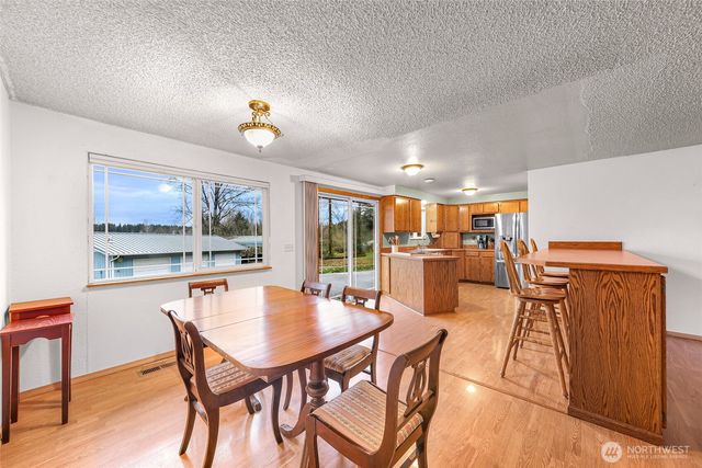 1684 Brookwood Drive, Ferndale, WA 98248