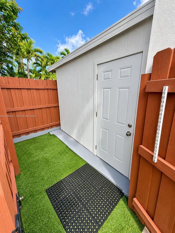 6765 SW 34th Street 0, Miami, FL 33155