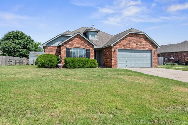 11225 S 275th East Avenue, Coweta, OK 74429