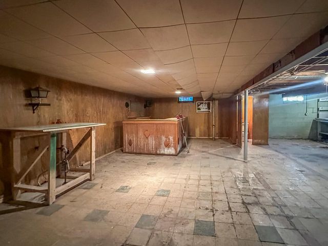 5659 S Quality AVENUE, Cudahy, WI 53110