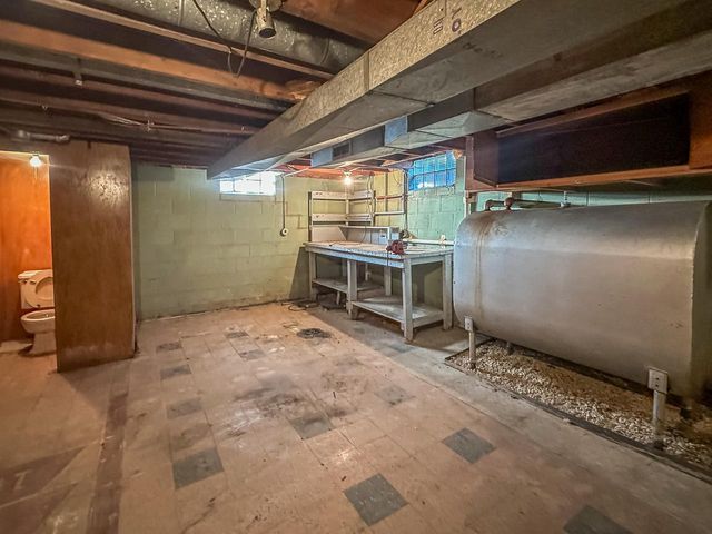 5659 S Quality AVENUE, Cudahy, WI 53110