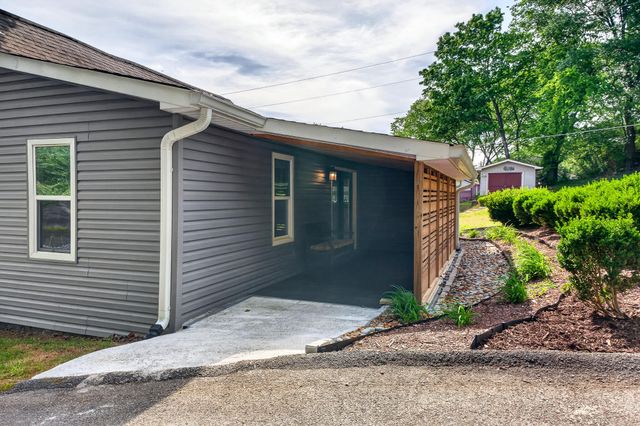 1237 Gadd Road, Hixson, TN 37343