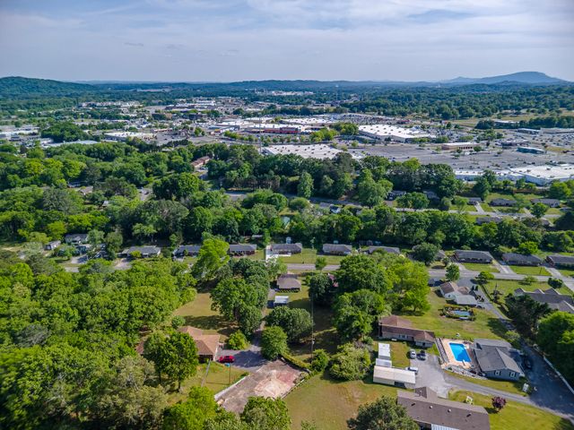 1237 Gadd Road, Hixson, TN 37343