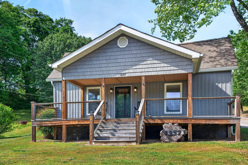 1237 Gadd Road, Hixson, TN 37343