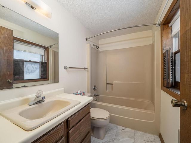 23086 County Road 44, Saint Augusta, MN 55320