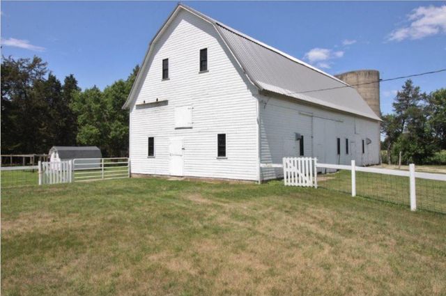 23086 County Road 44, Saint Augusta, MN 55320