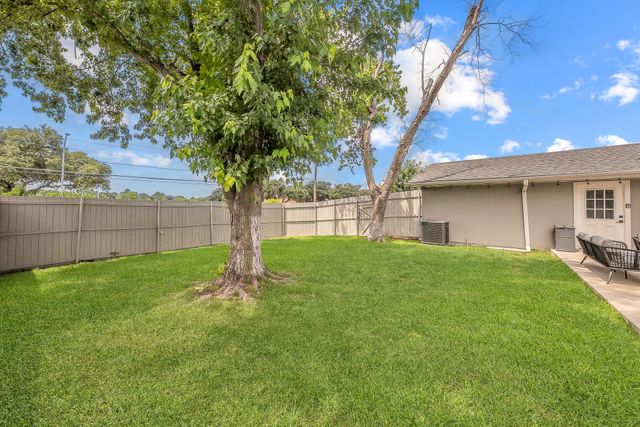 7636 La Risa Drive, Dallas, TX 75248