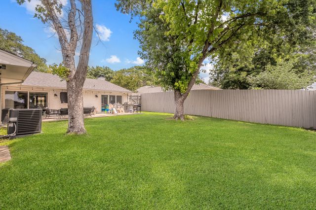 7636 La Risa Drive, Dallas, TX 75248
