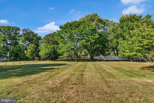 139 MALLARD DR W, North Wales, PA 19454