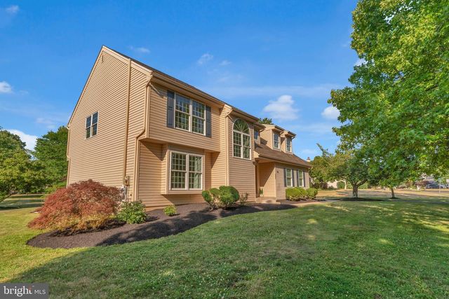 139 MALLARD DR W, North Wales, PA 19454