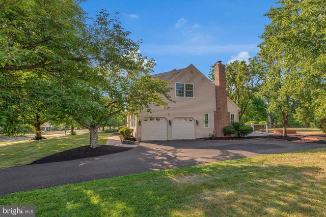 139 MALLARD DR W, North Wales, PA 19454