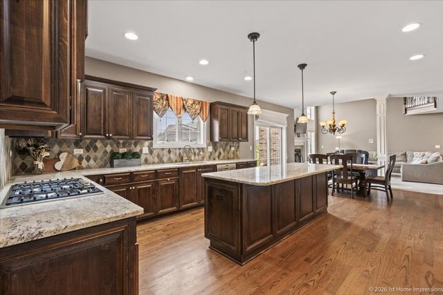 8580 Stone Creek Boulevard, Frankfort, IL 60423