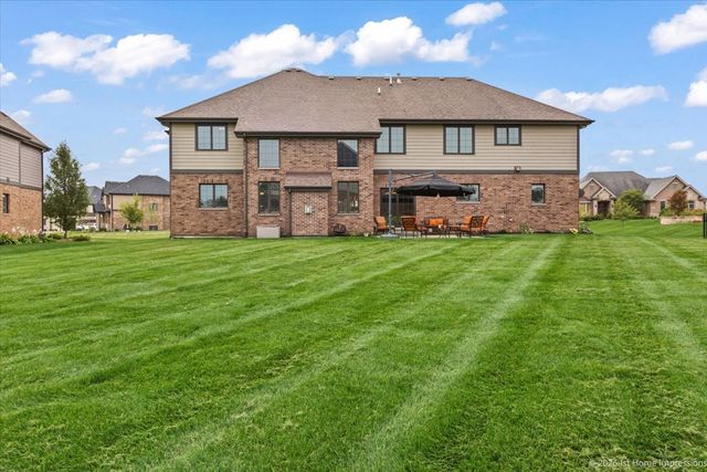 8580 Stone Creek Boulevard, Frankfort, IL 60423