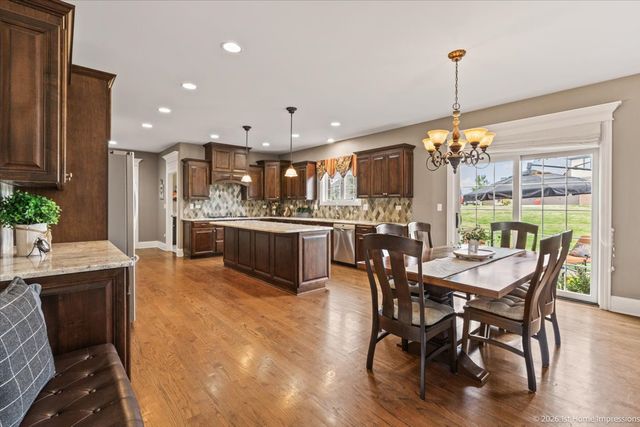 8580 Stone Creek Boulevard, Frankfort, IL 60423