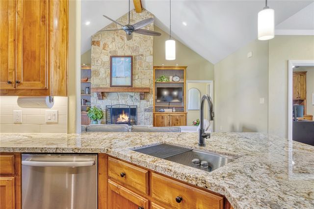 9652 Locke Road, Bryan, TX 77808