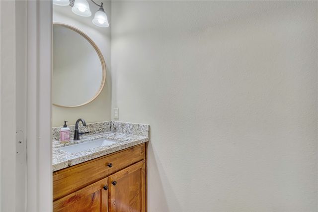 9652 Locke Road, Bryan, TX 77808