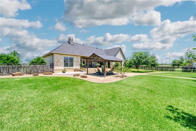 9652 Locke Road, Bryan, TX 77808