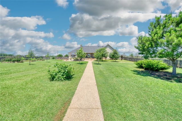 9652 Locke Road, Bryan, TX 77808