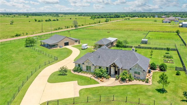 9652 Locke Road, Bryan, TX 77808