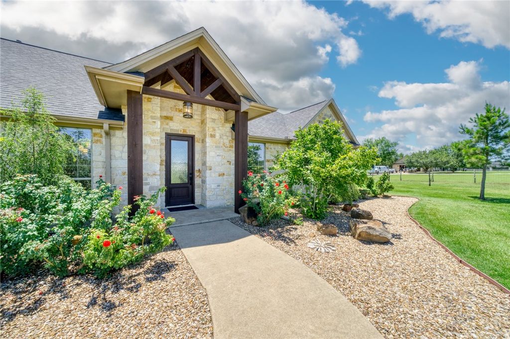 9652 Locke Road, Bryan, TX 77808 — photo 3