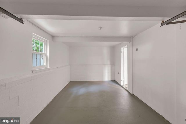 211 FRONT ST, Mount Holly, NJ 08060