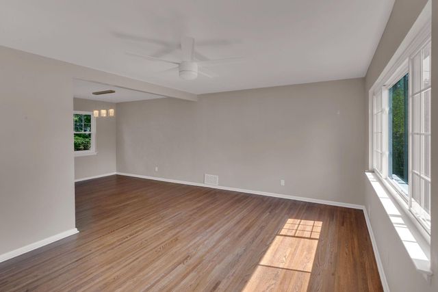211 FRONT ST, Mount Holly, NJ 08060
