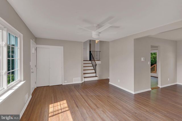 211 FRONT ST, Mount Holly, NJ 08060