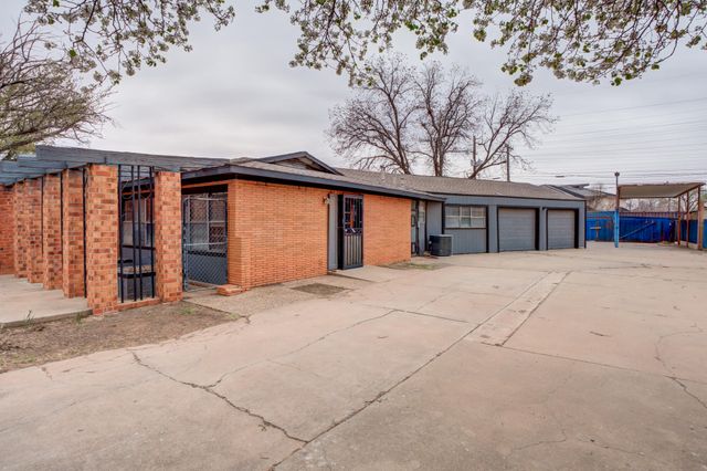 2213 33rd Street, Lubbock, TX 79411